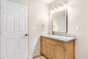 10 S Vine Dr, Hebron, IN 46341 - Photo 38