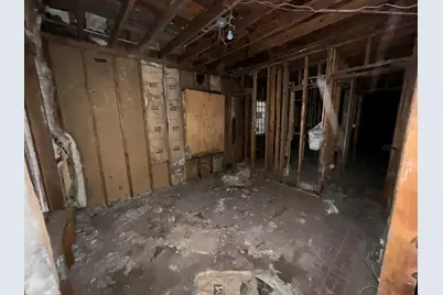 405 Bridge Street, Gary, IN 46404 - Photo 6