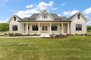 493 Stonebridge Pkwy, Valparaiso, IN 46383 - Photo 2