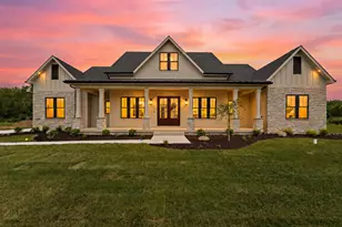 493 Stonebridge Pkwy, Valparaiso, IN 46383 - Photo 1