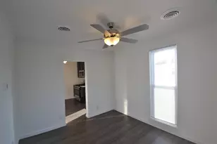 610 Union St, Valparaiso, IN 46383 - Photo 6