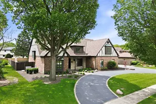 1130 Melbrook Dr, Munster, IN 46321 - Photo 4