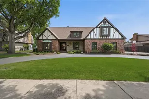 1130 Melbrook Dr, Munster, IN 46321 - Photo 2