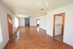 328 S Weston St, Rensselaer, IN 47978 - Photo 8