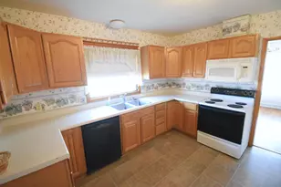 328 S Weston St, Rensselaer, IN 47978 - Photo 12