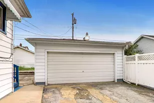 438 Lewis St, Hammond, IN 46320 - Photo 40