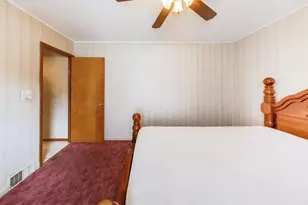438 Lewis St, Hammond, IN 46320 - Photo 18