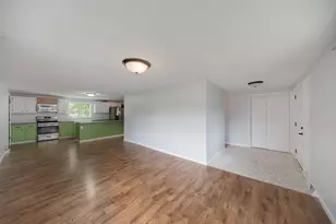 2940 Elmwood St, Portage, IN 46368 - Photo 4