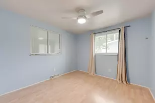 2940 Elmwood St, Portage, IN 46368 - Photo 10