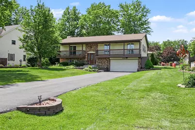 1594 Sunnyslope Drive, Crown Point, IN 46307 - Photo 4