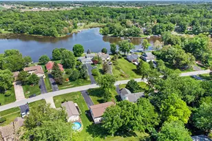 1594 Sunnyslope Dr, Crown Point, IN 46307 - Photo 2