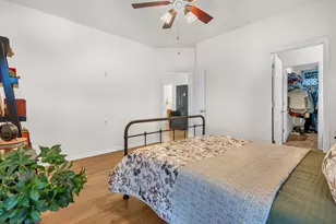 217 Prestwick Dr, Valparaiso, IN 46385 - Photo 14