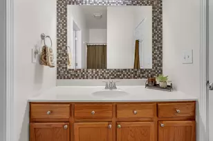 217 Prestwick Dr, Valparaiso, IN 46385 - Photo 20