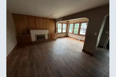 118 W Spring Street, Winamac, IN 46996 - Photo 2