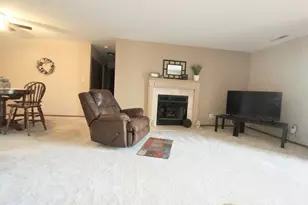 9651 Merrillville Rd, Crown Point, IN 46307 - Photo 6