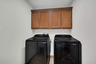 11057 Pleasant Grove Dr, Wheatfield, IN 46392 - Photo 22