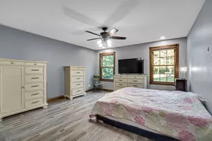 11057 Pleasant Grove Dr, Wheatfield, IN 46392 - Photo 18
