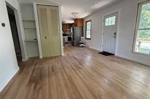 102 Northview Dr, Valparaiso, IN 46383 - Photo 6
