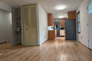 102 Northview Dr, Valparaiso, IN 46383 - Photo 6