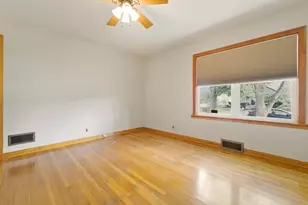 224 Madison St, Michigan City, IN 46360 - Photo 24