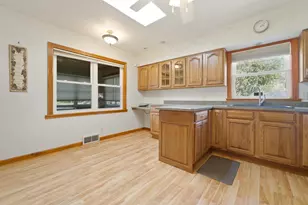 224 Madison St, Michigan City, IN 46360 - Photo 8