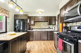 5300 Garfield St, Merrillville, IN 46410 - Photo 8