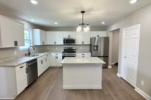 13233 Roosevelt Pl, Crown Point, IN 46307 - Photo 2