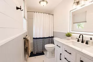 1109 W 14th St, La Porte, IN 46350 - Photo 12