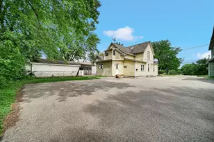 217 E North St, Crown Point, IN 46307 - Photo 2