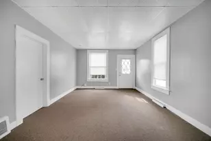 217 E North St, Crown Point, IN 46307 - Photo 4