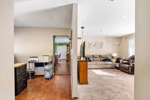 1749 Green Meadow Ln, Chesterton, IN 46304 - Photo 6