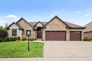 7234 Fawn Valley Dr, Schererville, IN 46375 - Photo 2