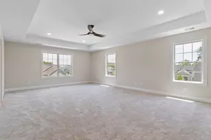 4705 Hyde Park Dr, Valparaiso, IN 46383 - Photo 12