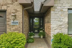 11024 Lake Central Dr, Saint John, IN 46373 - Photo 4