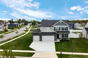 5833 Lancaster St, Crown Point, IN 46307 - Photo 4