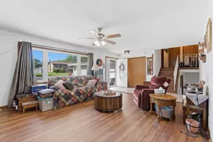 1507 W 94th Ct, Crown Point, IN 46307 - Photo 4