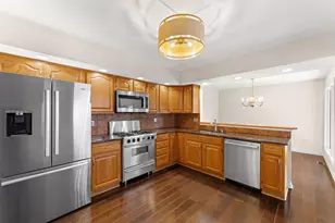 145 Plum Creek Dr, Schererville, IN 46375 - Photo 8