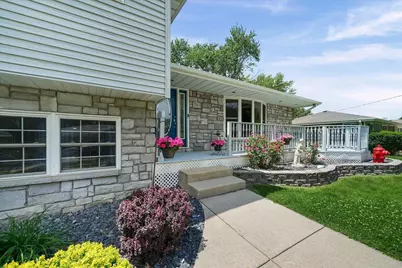 735 S Sherman Street, Crown Point, IN 46307 - Photo 4