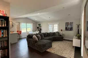 901 9th St SW, Demotte, IN 46310 - Photo 10