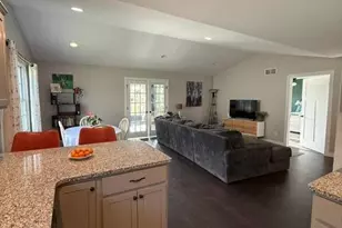 901 9th St SW, Demotte, IN 46310 - Photo 14