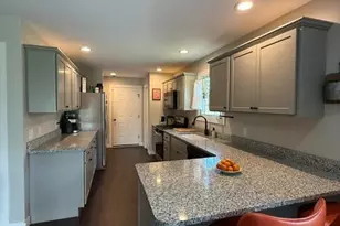 901 9th St SW, Demotte, IN 46310 - Photo 16