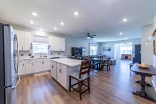 11075 Thomas St, Crown Point, IN 46307 - Photo 6