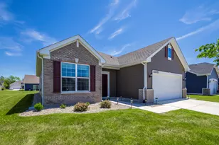 11075 Thomas St, Crown Point, IN 46307 - Photo 2