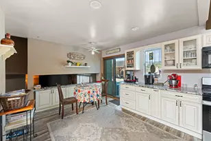 2547 Springhill Dr, Schererville, IN 46375 - Photo 8