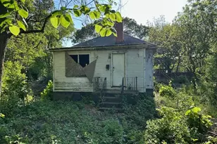 3912 Virginia St, Gary, IN 46409 - Photo 1