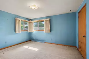 725 S East St, Crown Point, IN 46307 - Photo 10