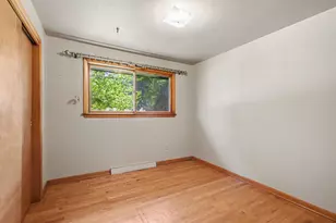 725 S East St, Crown Point, IN 46307 - Photo 8
