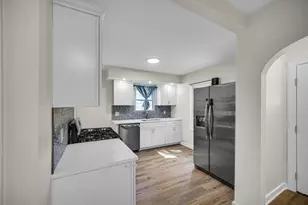 2756 Howard St, Lake Station, IN 46405 - Photo 6