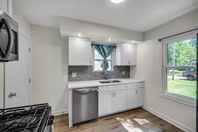 2756 Howard Street, Lake Station, IN 46405 - Photo 4