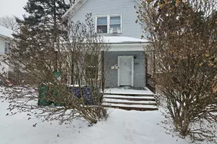 307 Jefferson Ave, La Porte, IN 46350 - Photo 1